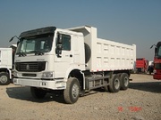 Китайские грузовики HOWO  в Омске